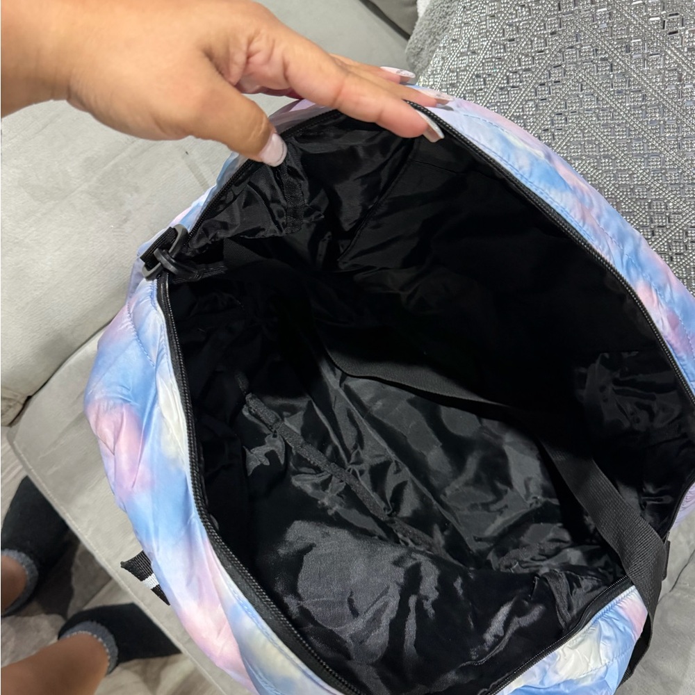 PINK Victoria's Secret Multicolor Tie-Dye Travel Bag - Picture 2 of 4